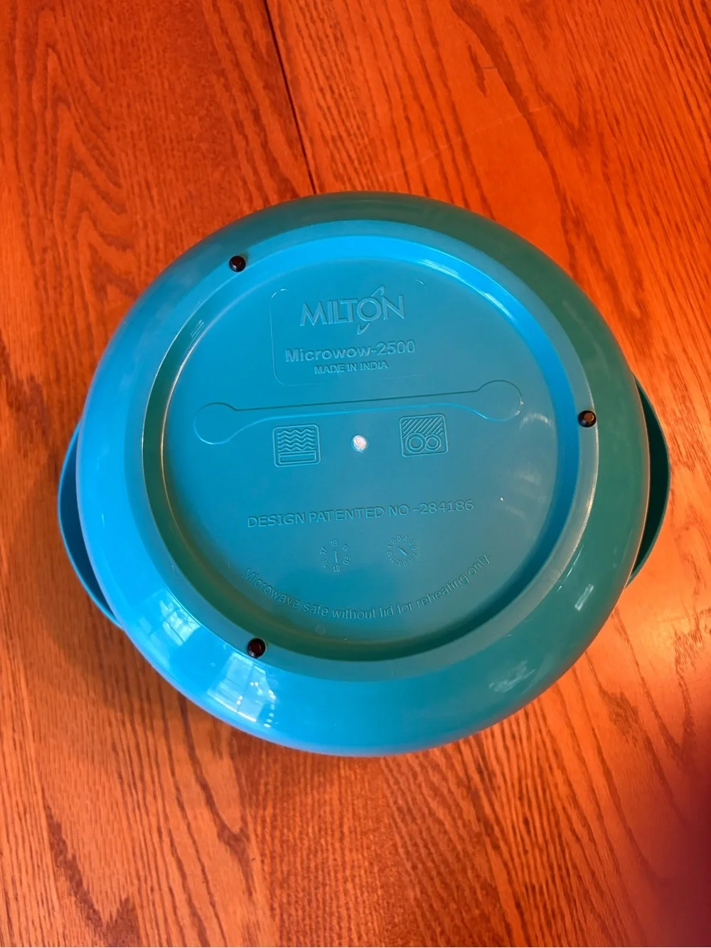 Set of Two Teal Insulated Microwaveable Serving Bowls with Lids - Home Kitchen